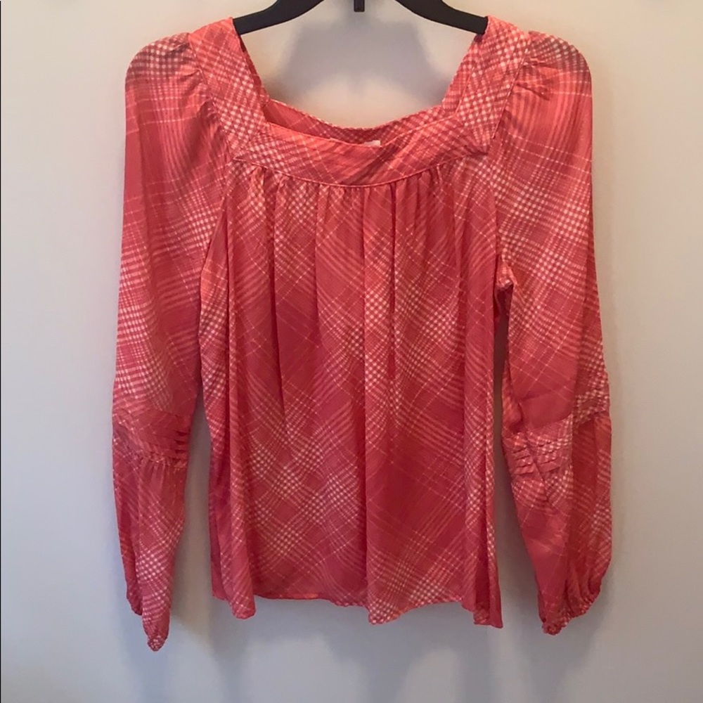 long-sleeved top